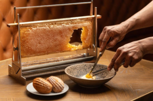La integración de miel pura en la gastronomía ecológica contemporánea