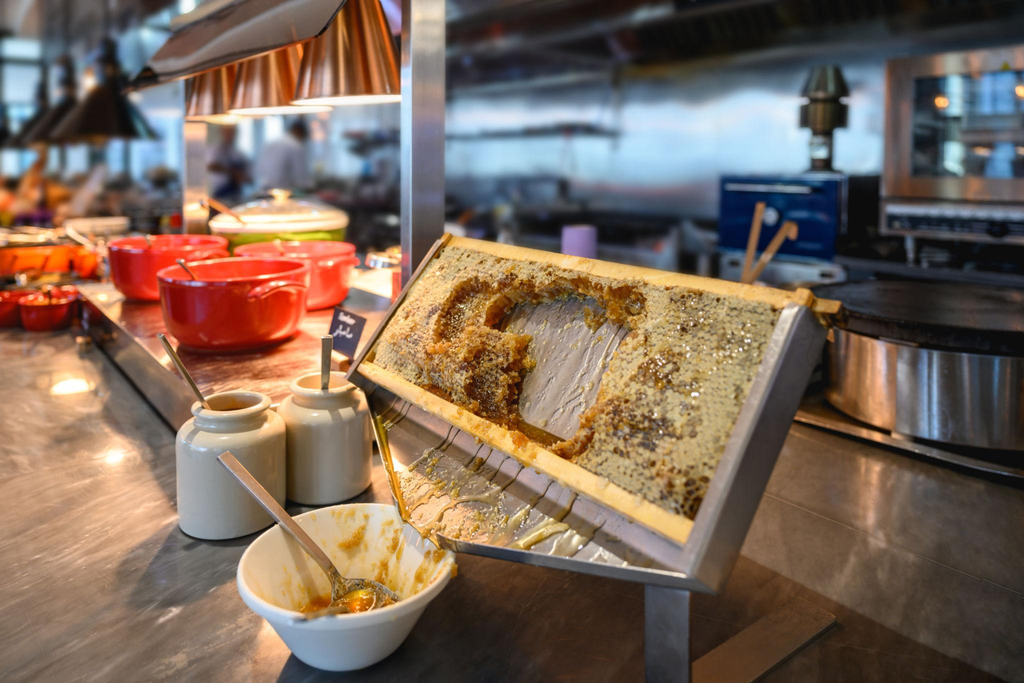 Cuánto panal de miel necesita un hotel